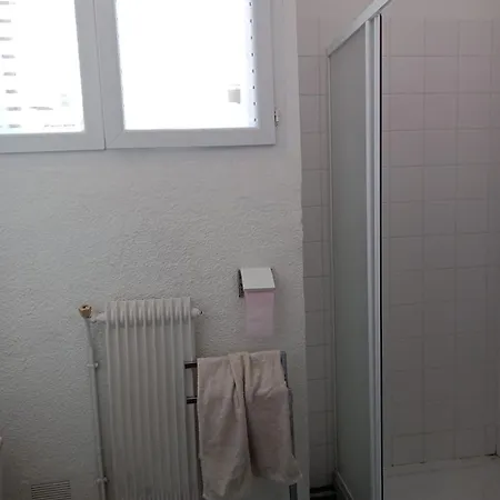 Hostel-elisee-perpignan Hostel *