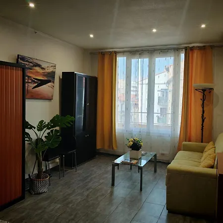 호스텔 Hostel-elisee-perpignan