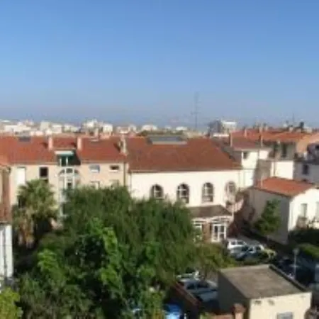 Hostel-elisee-perpignan * Perpignan