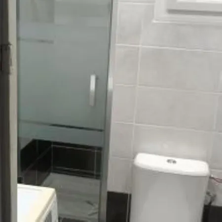 旅馆 Hostel-elisee-perpignan