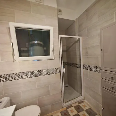 Hostel-elisee-perpignan *