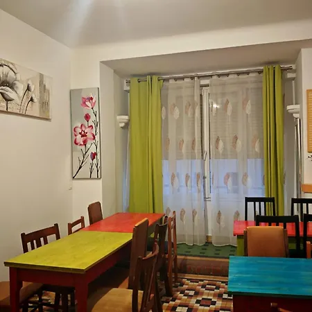 Hostel-elisee-perpignan Хостел