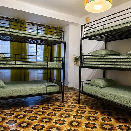 Hostel Hostel-elisee-perpignan *