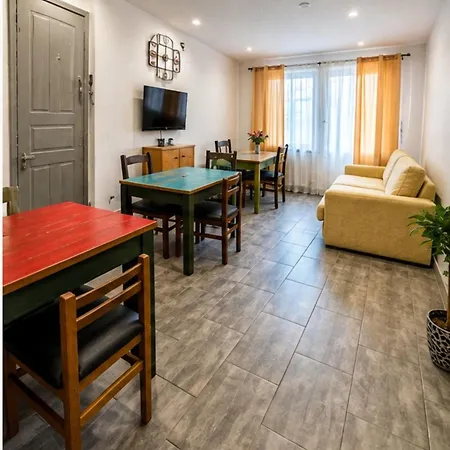 Hostel-elisee-perpignan * Perpignan
