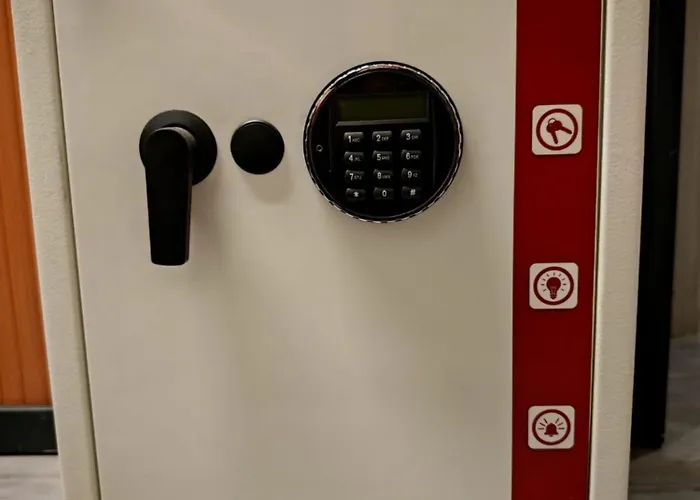 Hostel-elisee-perpignan Hostel Perpignan