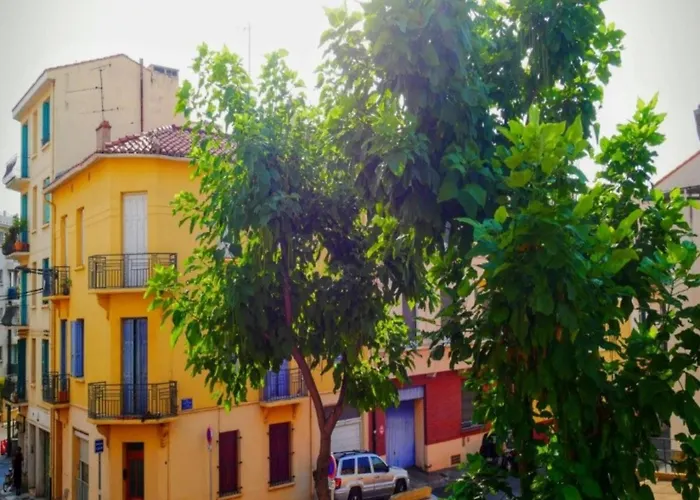 Hostel-elisee-perpignan *