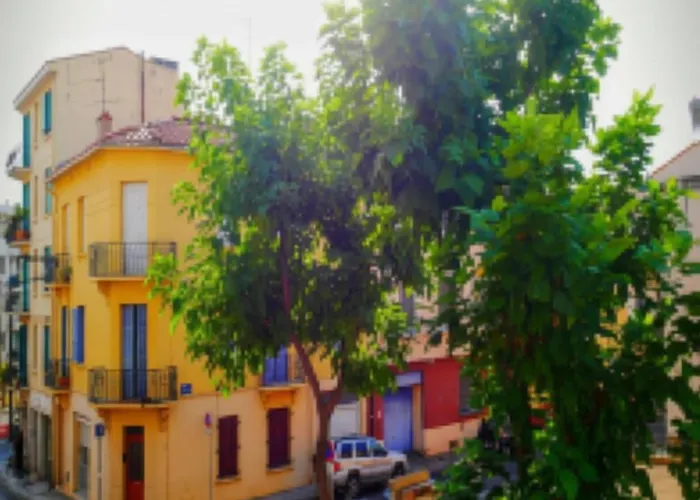 Hostel-elisee-perpignan Vandrarhem *